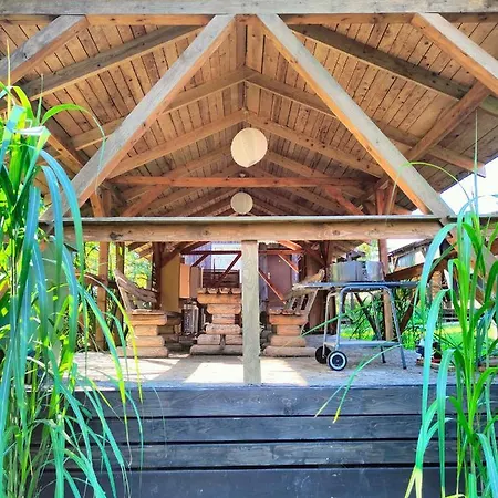 Alloggio per agriturismo Domki Na Mazurach Ryn (Warmian-Masurian)